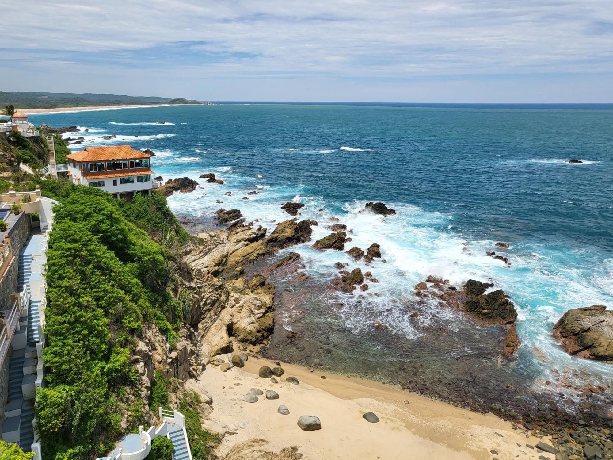 Hotel Luz De Mar ' Right On The Beach Cuatunalco Bagian luar foto