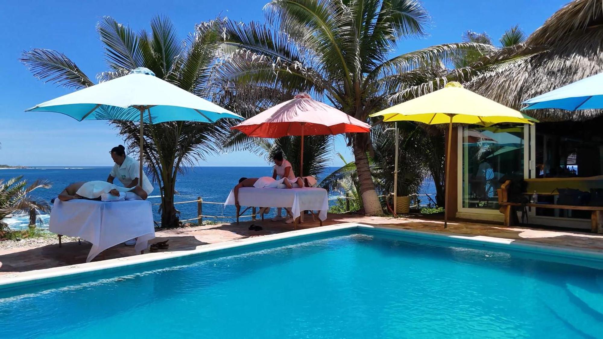Hotel Luz De Mar ' Right On The Beach Cuatunalco Bagian luar foto